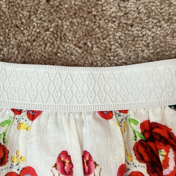 NWT Life Style Floral Skirt - Picture 2 of 6